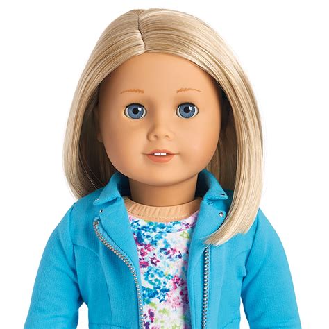 Premium features The 18" Truly Me doll has lifelike eyes that open and close smoothly, realistic hair that can be styled, a soft cotton body, and a movable head and limbs made of smooth vinyl. . Truly me dolls